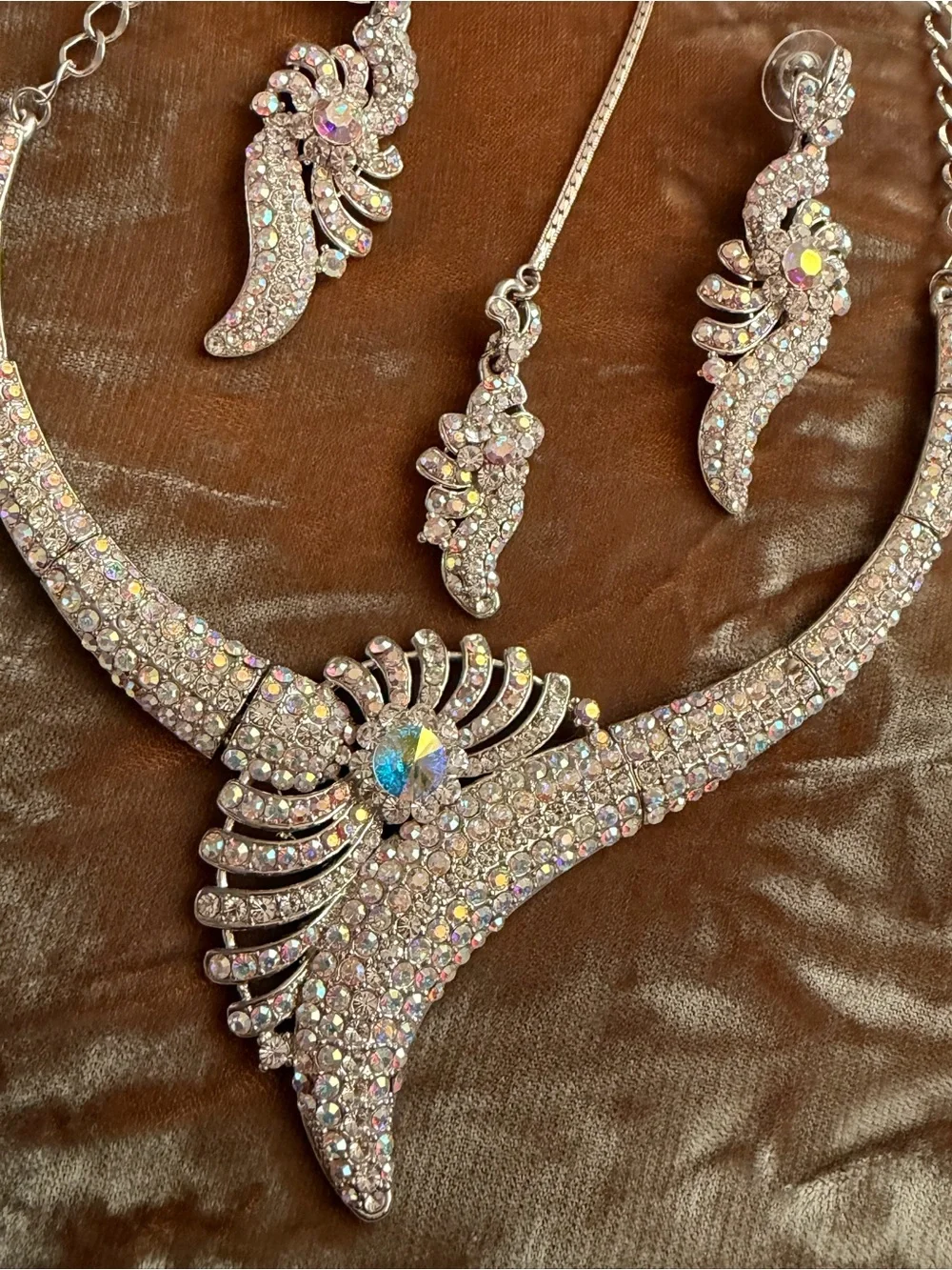 N/A elegant silver